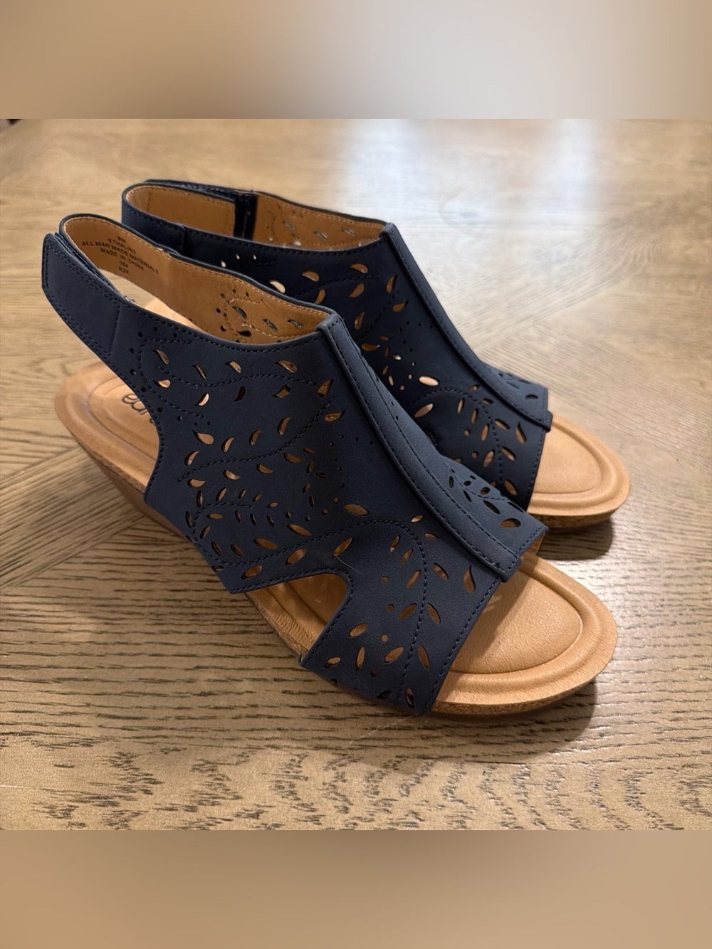 Earth Halin Women's Sandal/ US Size 9W
